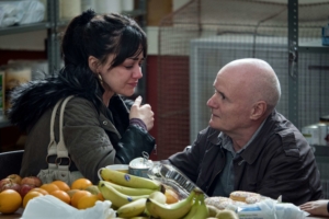 Daniel Blake con Katie in una scena di "I, Daniel Blake"