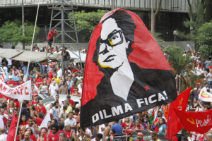 Sindacati in piazza a favore di Dilma