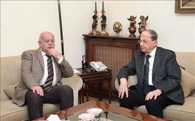 Il leader del Partito Comunista Libanese incontra il nuovo presidente